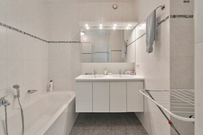 Apartment | Bathroom - Apartment in Blankenberge Near Centre (Blankenberge)