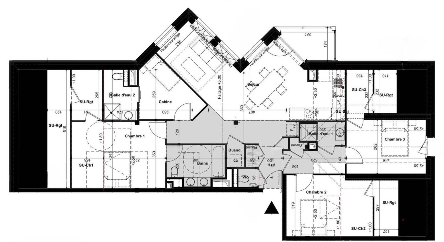 A floor plan of a hotel with multiple rooms, a swimming pool, and a gym.