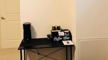 1 habitación, escritorio, wifi y ropa de cama