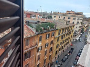 Interior - Tommy's House (Roma)