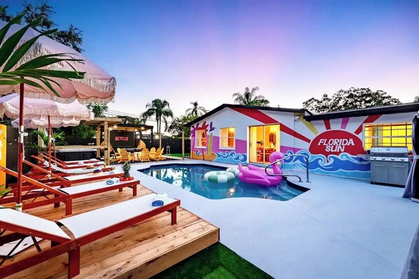 Outdoor pool, a heated pool