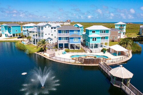 Chancla - Pet Friendly! Community Pool!