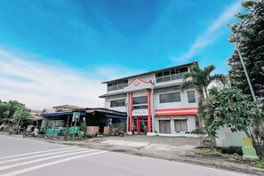 Mặt tiền nơi lưu trú