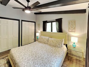 Nhà (5 Bedrooms) | Tiện nghi, dịch vụ nơi lưu trú