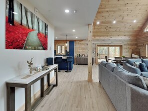 Property amenity - Majestic Manor by Taylor Made Deep Creek (McHenry)