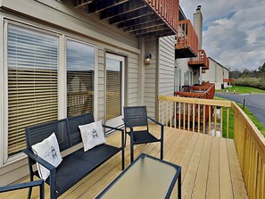 Studio (4 Bedrooms) | Property amenity - Happy Time by Taylor Made Deep Creek (McHenry)