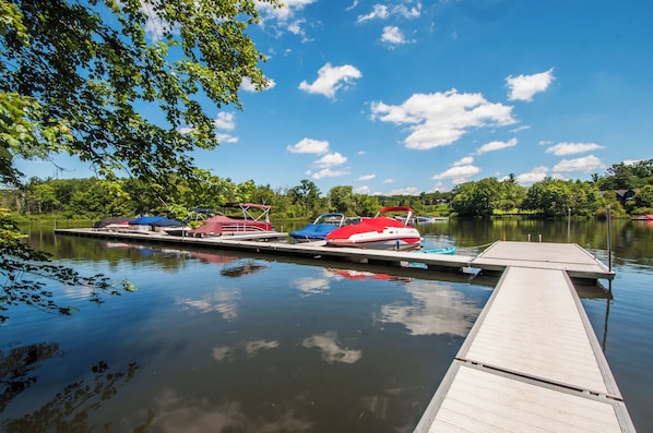 Studio (4 Bedrooms) | Property amenity - Happy Time by Taylor Made Deep Creek (McHenry)