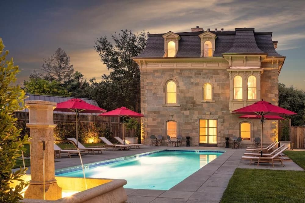 The Francis House - Pope Valley, CA