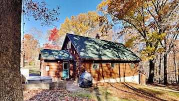 House (3 Bedrooms) | Property amenity