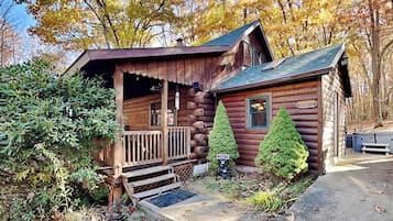 House (3 Bedrooms) | Front of property