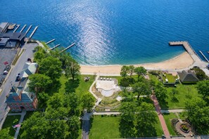 Aerial view - Prime Village Retreat. Minutes walk to Lake & Beach, Shepherds Park & Canada St. (Lake George)