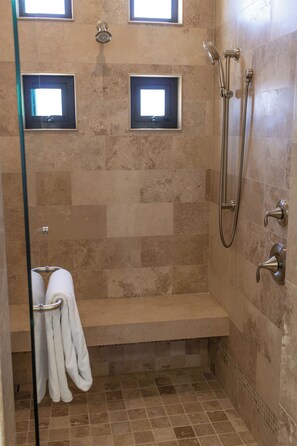 Bathroom - Luxury Stay in Casita #38 Experience Diamante’s Premier Golf (Cabo San Lucas)