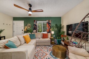 Smart-TV, Arbeitsbereiche, Computerbildschirme