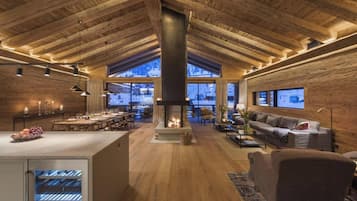 Chalet | Interior