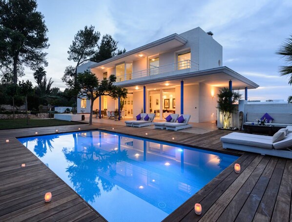 Villa | Pool