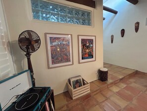 Interior - Charming Santa Fe 3-bedroom house in La Quinta with AC, WiFi, Pool (La Quinta)