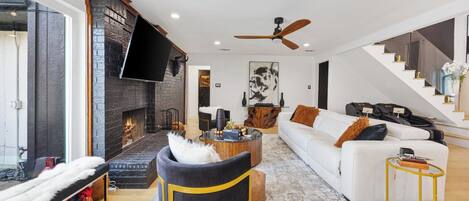 Smart TV, fireplace, video games, books