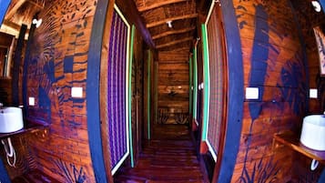 Tenda | Kamar mandi | Tisu toilet