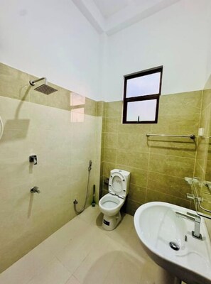 Hair dryer, towels, soap, toilet paper - Aurelia - The Remote Escape B
(Weligama)