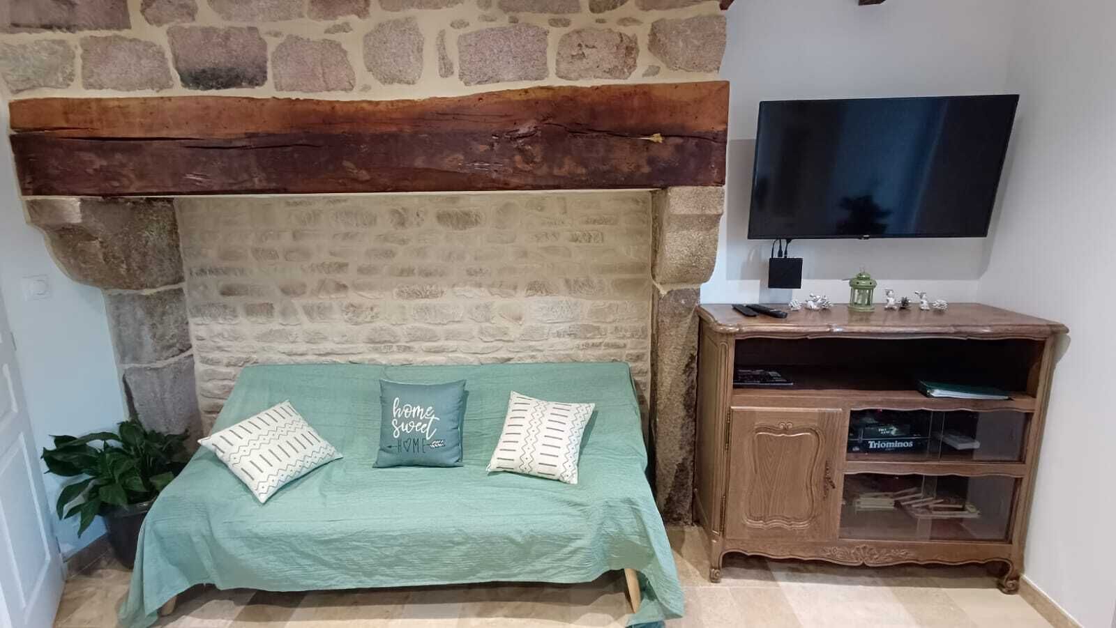 5 chambres, fer et planche à repasser, lit parapluie, Wi-Fi gratuit