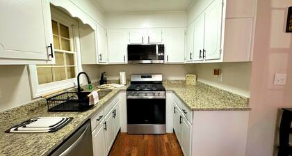 3-bedroom house in brilliant Rocky Mount with AC, WiFi