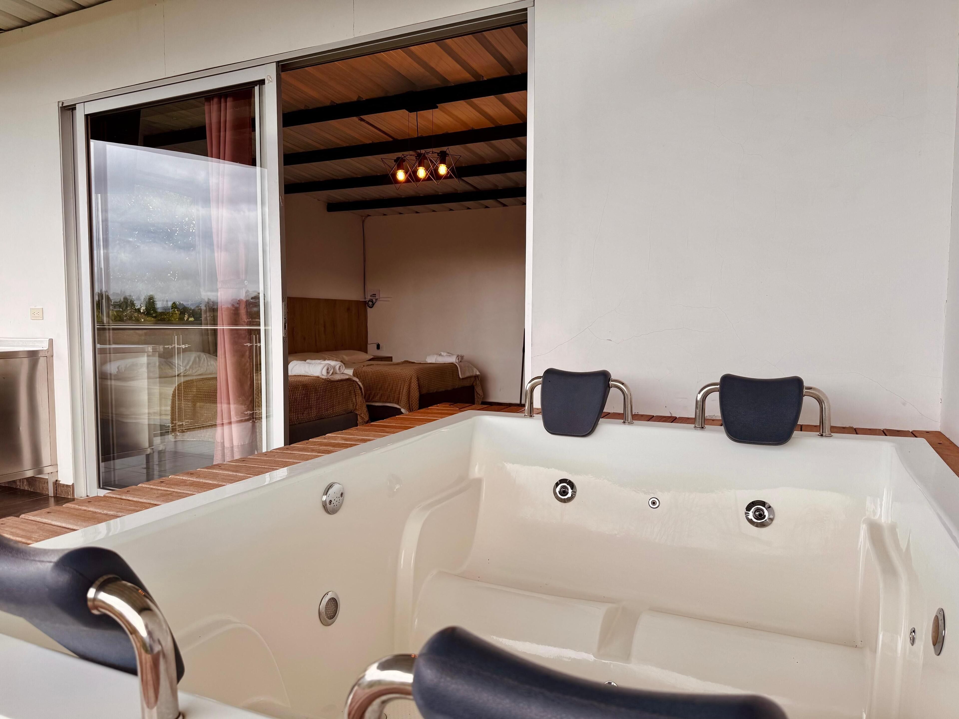 Comfort Room, Balcony, Mountain View | Private spa tub