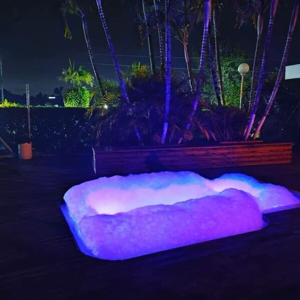 Bồn tắm thủy lực
