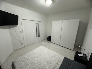 Apartment | 3 bedrooms, free WiFi, bed sheets - Cozy Arriba Apartment in Pontevedra (Pontevedra)