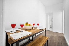 Apartment | Dining