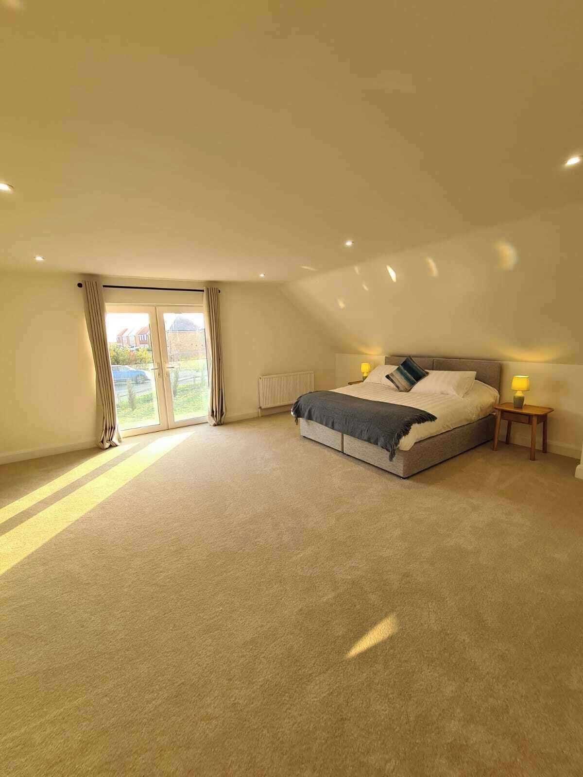 Nhà | 4 phòng ngủ, bàn ủi/dụng cụ ủi quần áo 