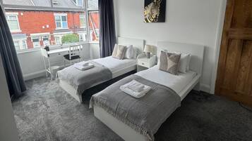 3 bedrooms, free WiFi, bed sheets
