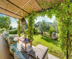 Balcony - Spacious Villa With Infinity Pool (Son Servera)