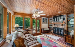 Smart TV, fireplace, video games, books