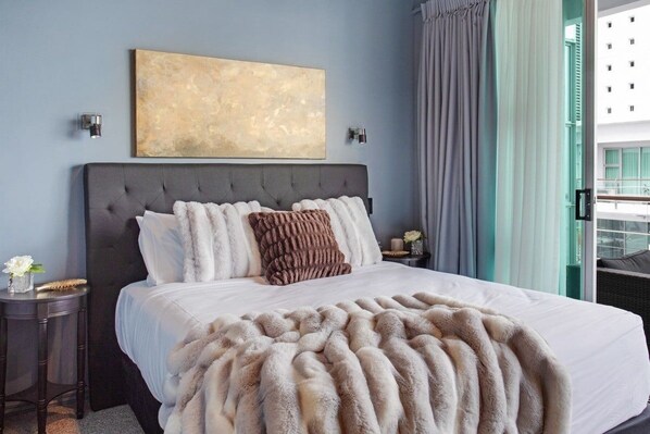 1 habitación, tabla de planchar con plancha y acceso a internet 