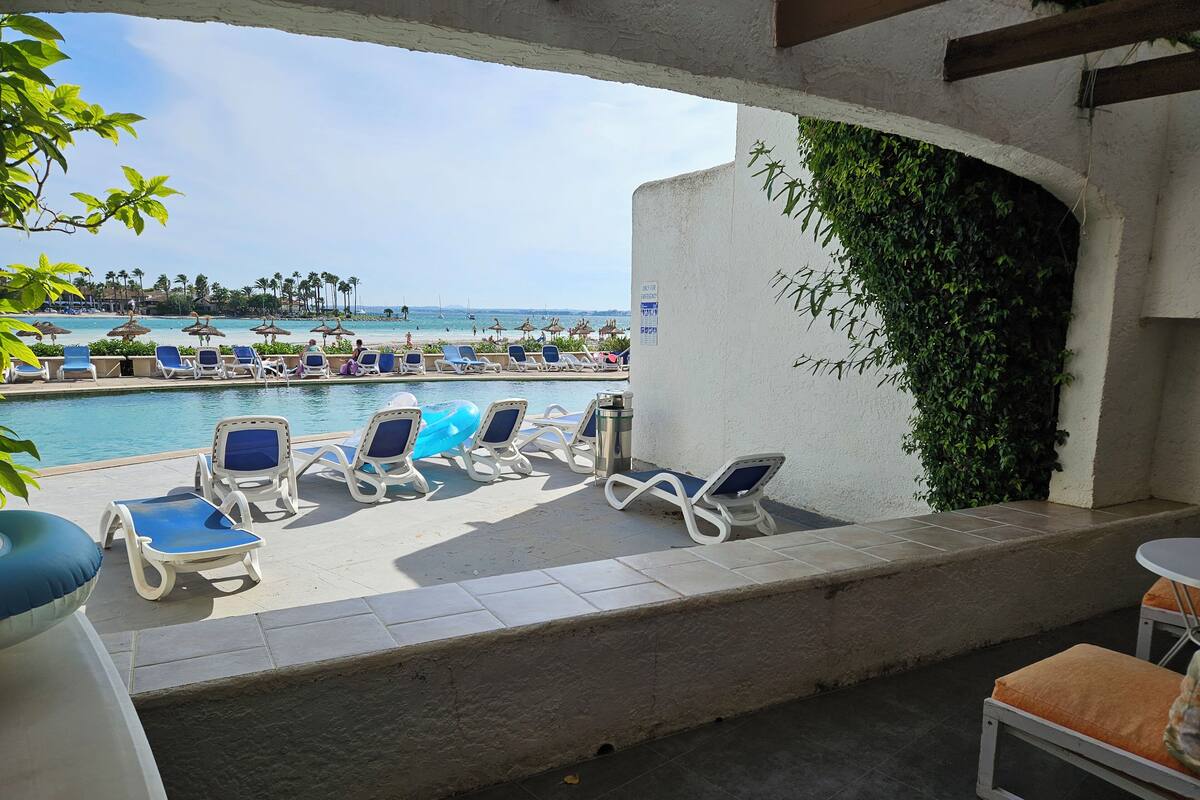 Appartement Familial, en bord de piscine | Terrasse/Patio
