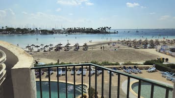 Comfort Apartment, Beachfront | Terrace/patio