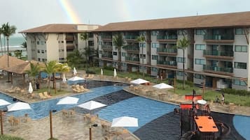 5 piscinas externas