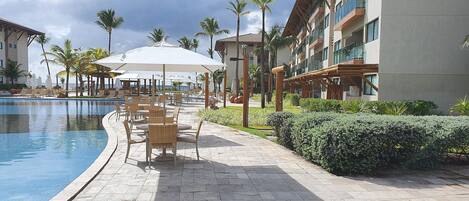 5 piscines extérieures