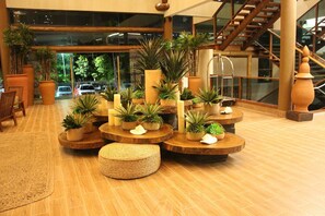 Interior - Felipe-Polinesia (Ipojuca)