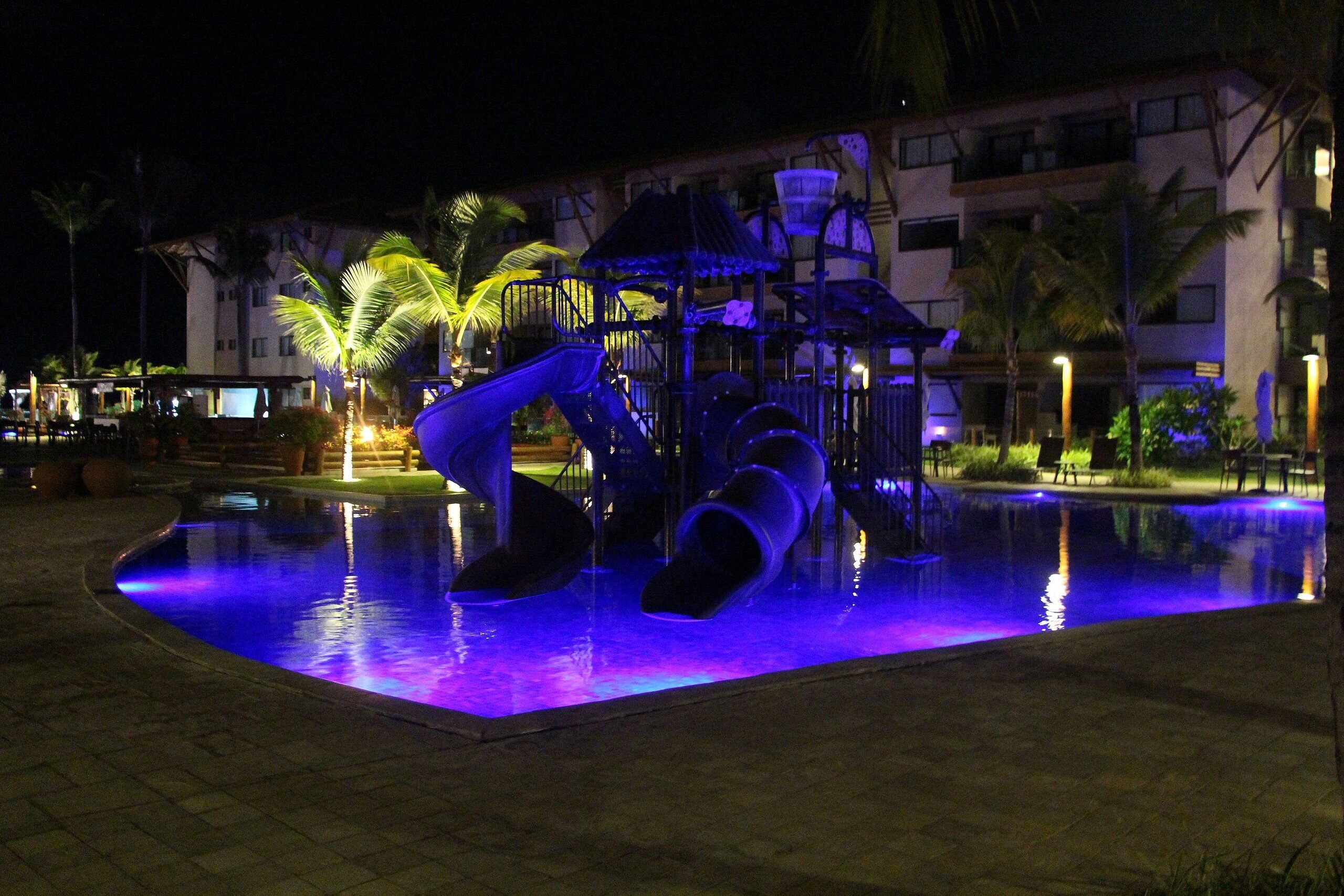 5 piscinas externas