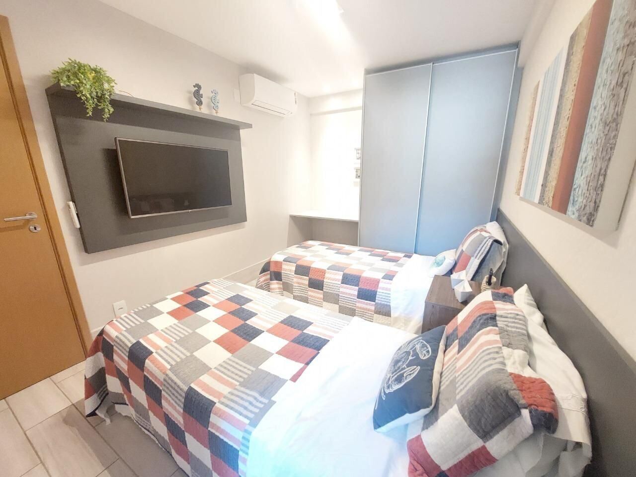 Premier Apartment | Egyptian cotton sheets, premium bedding, individually furnished