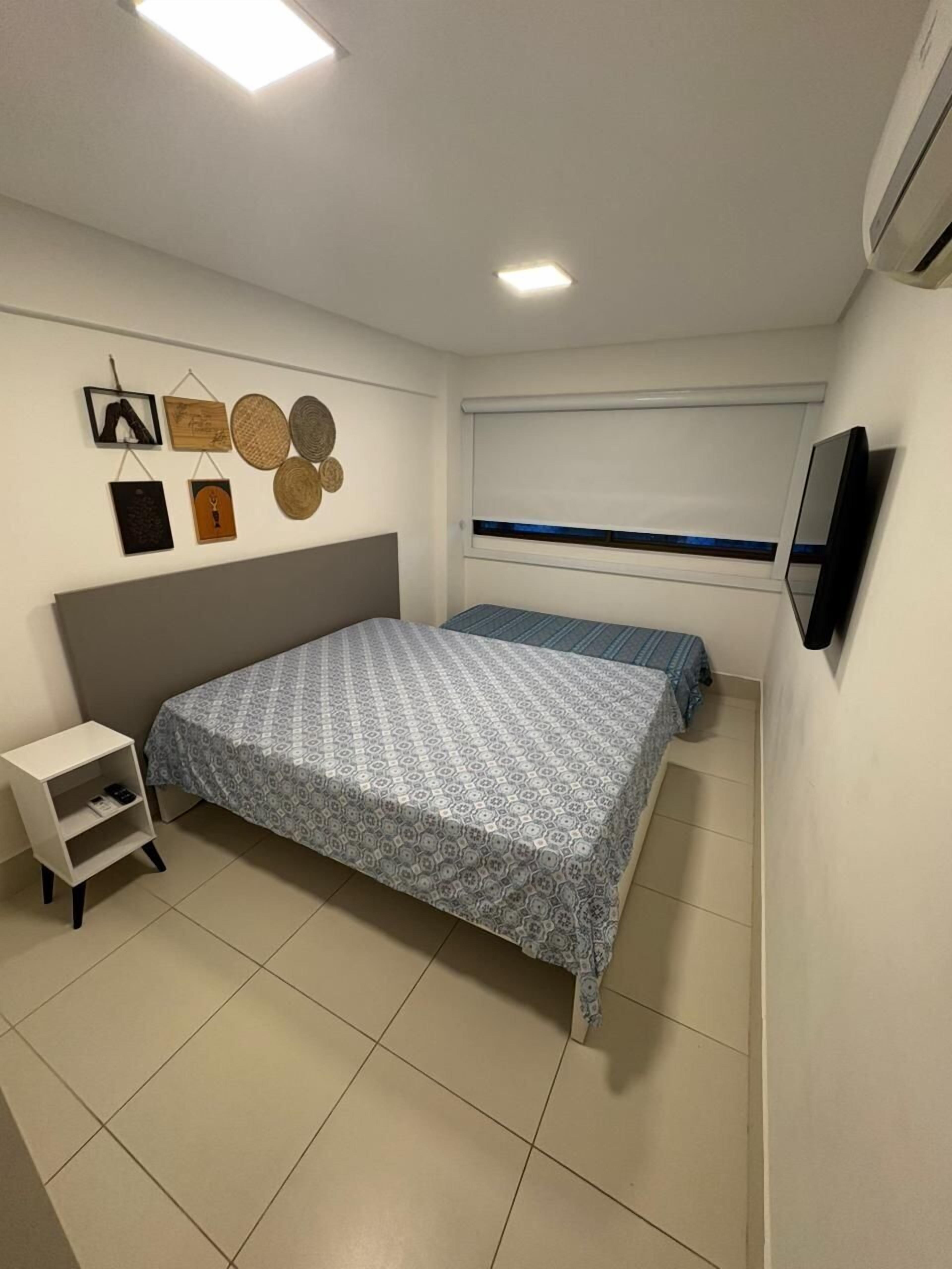 Egyptian cotton sheets, premium bedding, individually furnished