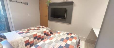 Egyptian cotton sheets, premium bedding, individually furnished