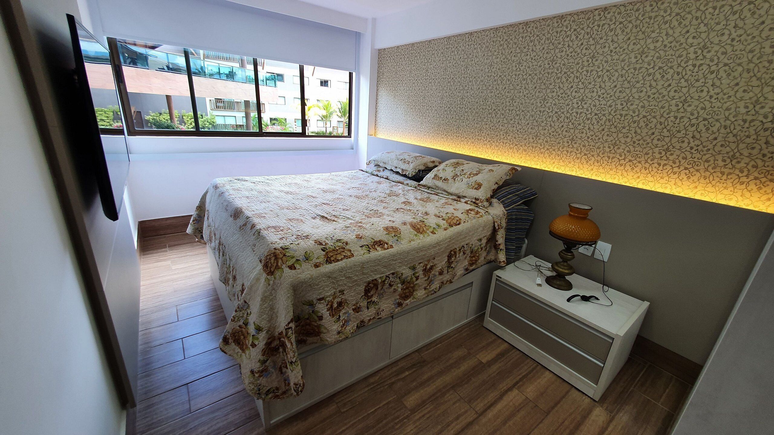 Family Apartment | Egyptian cotton sheets, premium bedding, individually furnished