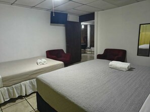 Casa de campo familiar, 5 habitaciones, vistas al jardín | Wifi gratis