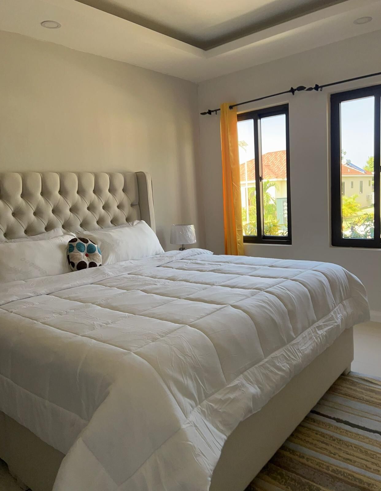 2 bedrooms, iron/ironing board, WiFi (free)