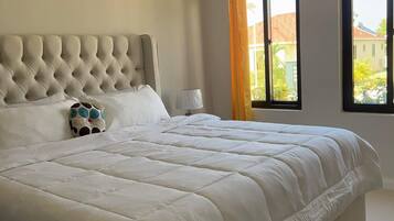 2 bedrooms, iron/ironing board, WiFi (free)