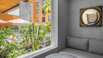 Ropa de cama hipoalergénica y minibar