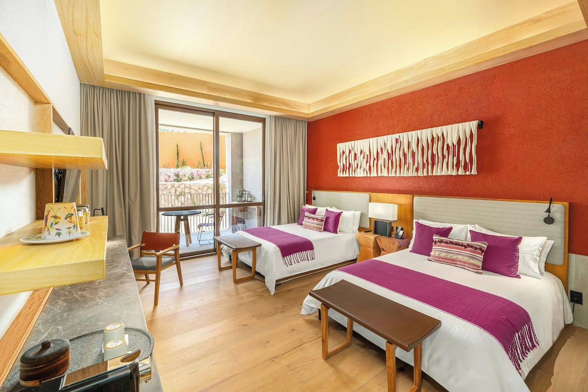 Allergitestet sengetøy, minibar, safe på rommet og individuelt dekorert