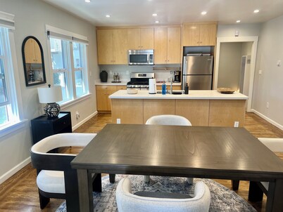 Fully Furnished Cottage, Walking Distance To Down Town Palo Alto 